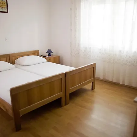 Apartment Seaside Supetar